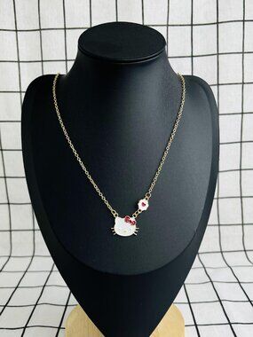 💖 Hello Kitty necklace